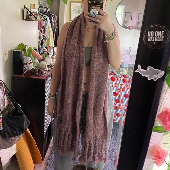 Anthropologie Textured Purple Scarf - Picture 5 of 5